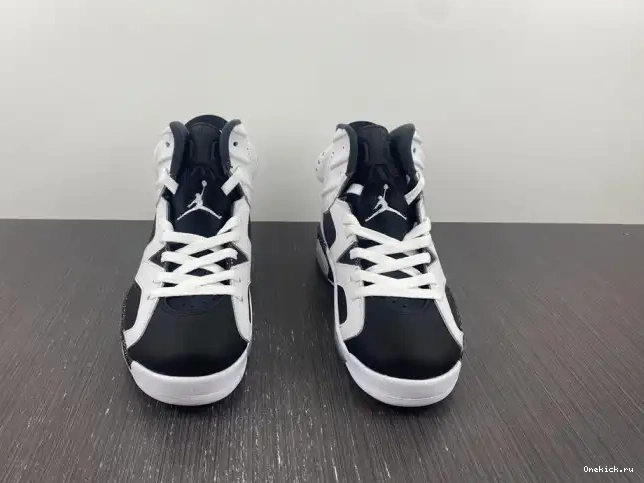 One Kick Jordan Oreo 6 Retro 384664-101 0523